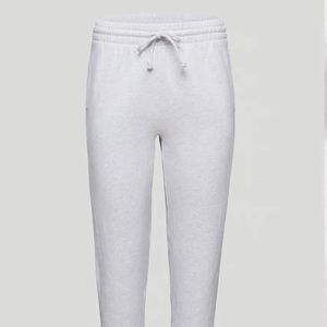 TNA Cozy Fleece Boyfriend Sweatpants - Heather Cloud White